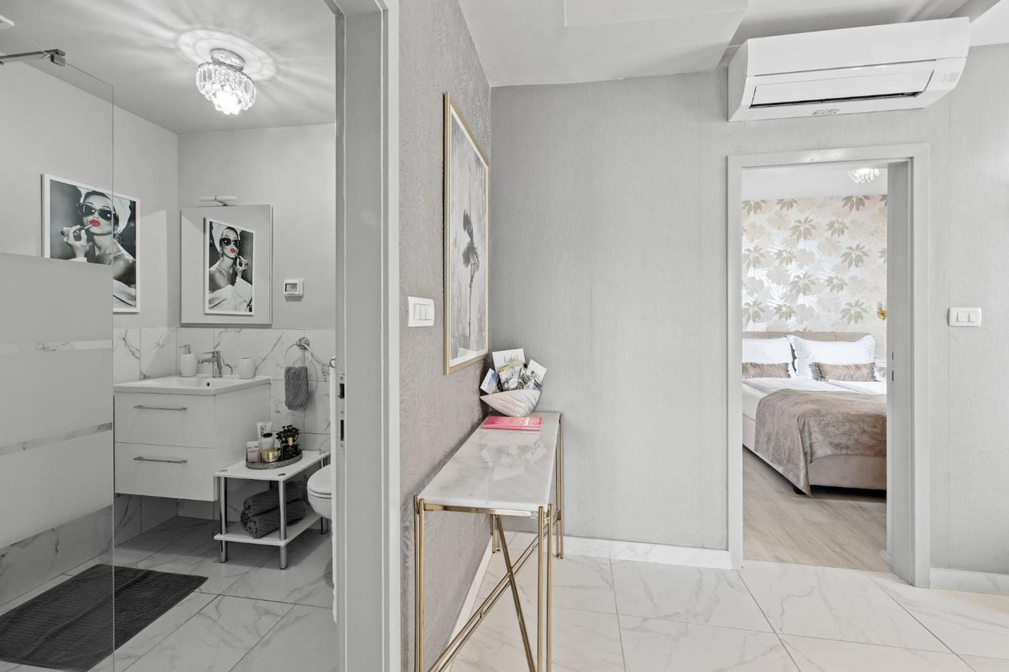 Apartments Lady M Rabac Esterno foto