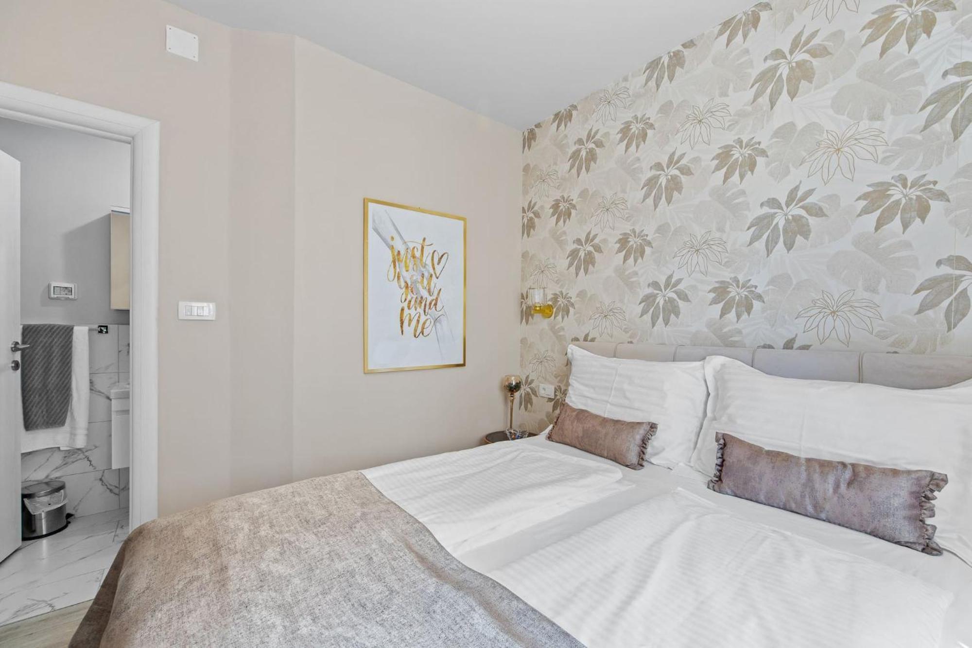 Apartments Lady M Rabac Esterno foto